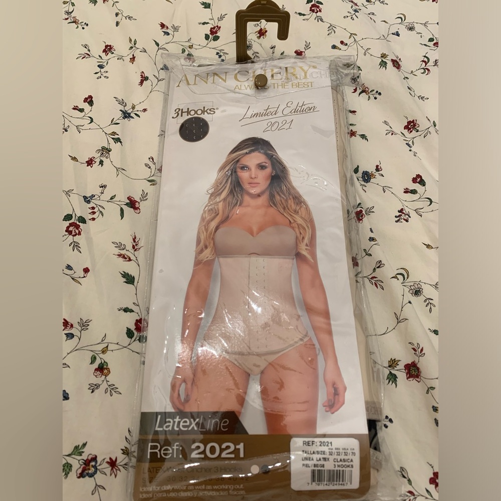 Ann Chery 3 Hooks Latex Faja